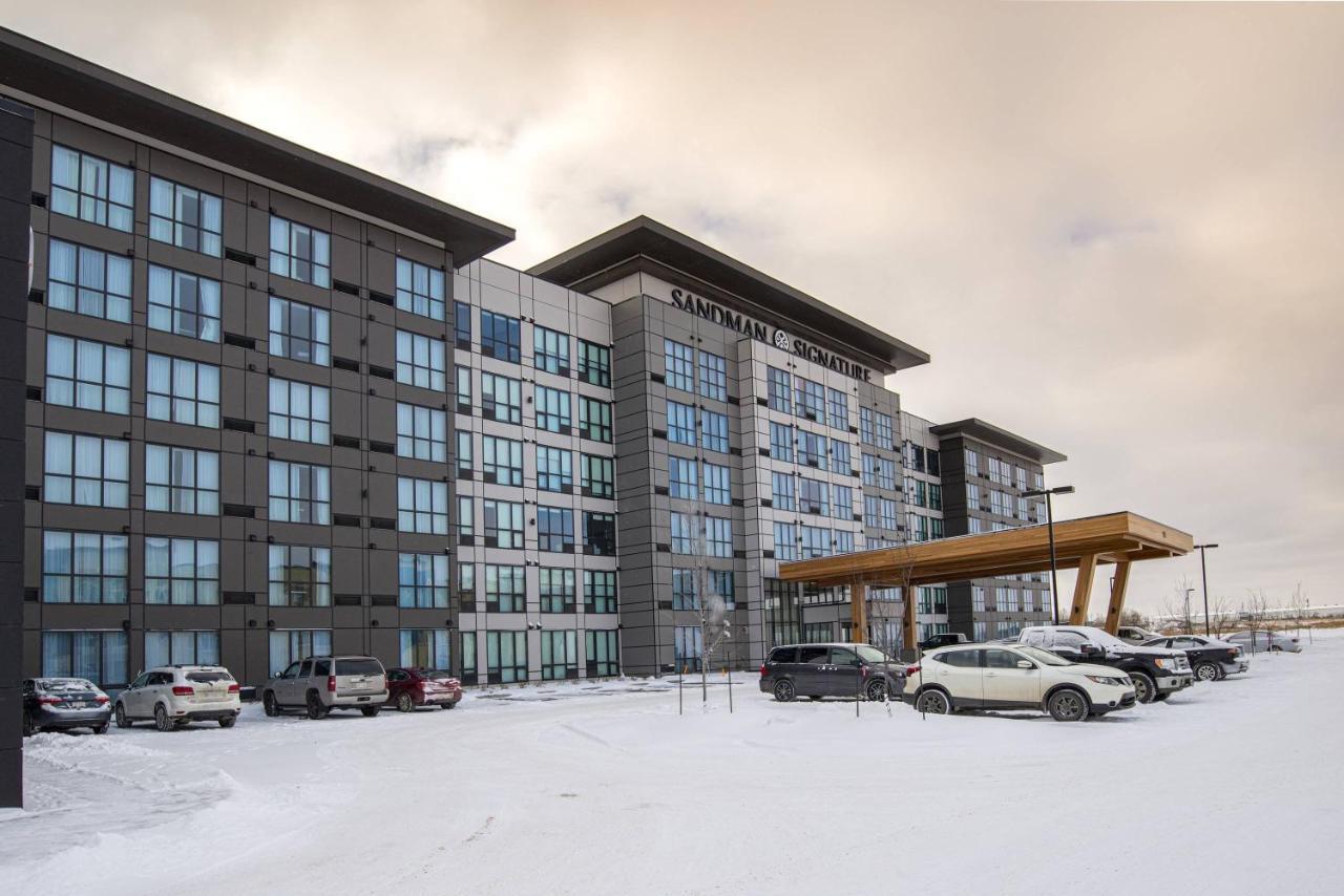 Sandman Signature Sherwood Park Hotel Buitenkant foto